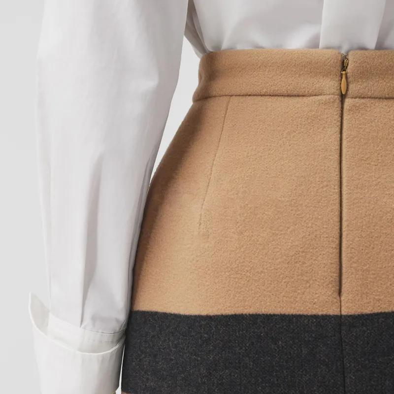 Burberry Casual Long Skirt Women's Camel (Unisex) Casual Long Skirts 80364281
