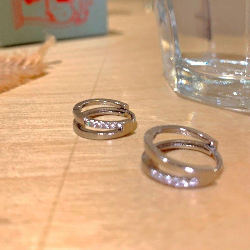 

Practical Ear-Caring Female Best Selling Unique Elegant Zircon A pair of copper zircon earrings