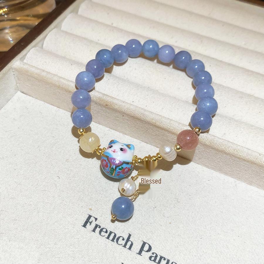 Retro Zircon Cat Pearl Bracelet: Elegant, Fashionable, and Versatile Jewelry for Women.
