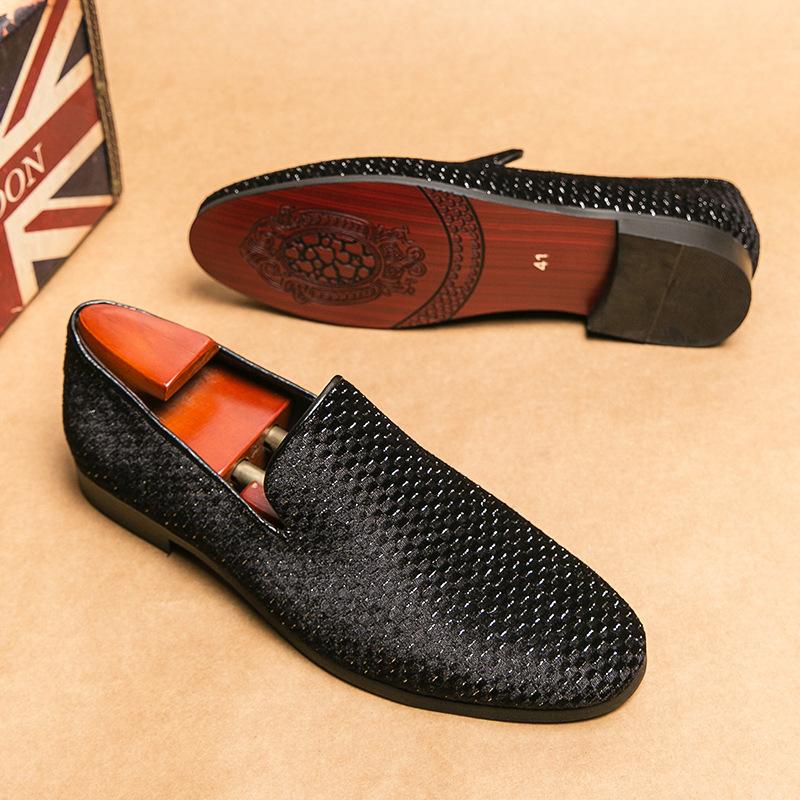Velvet Men Loafers Luxury Brand Slip On Pointed Toe Party Wedding Shoes Fashion Flats