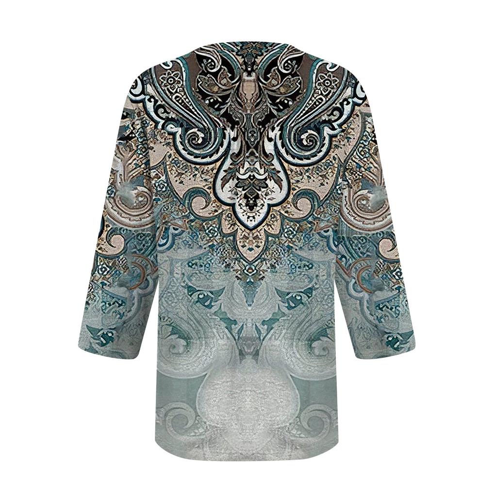 Women's V-neck Gradient Print Three-quarter Sleeve Fashion Top