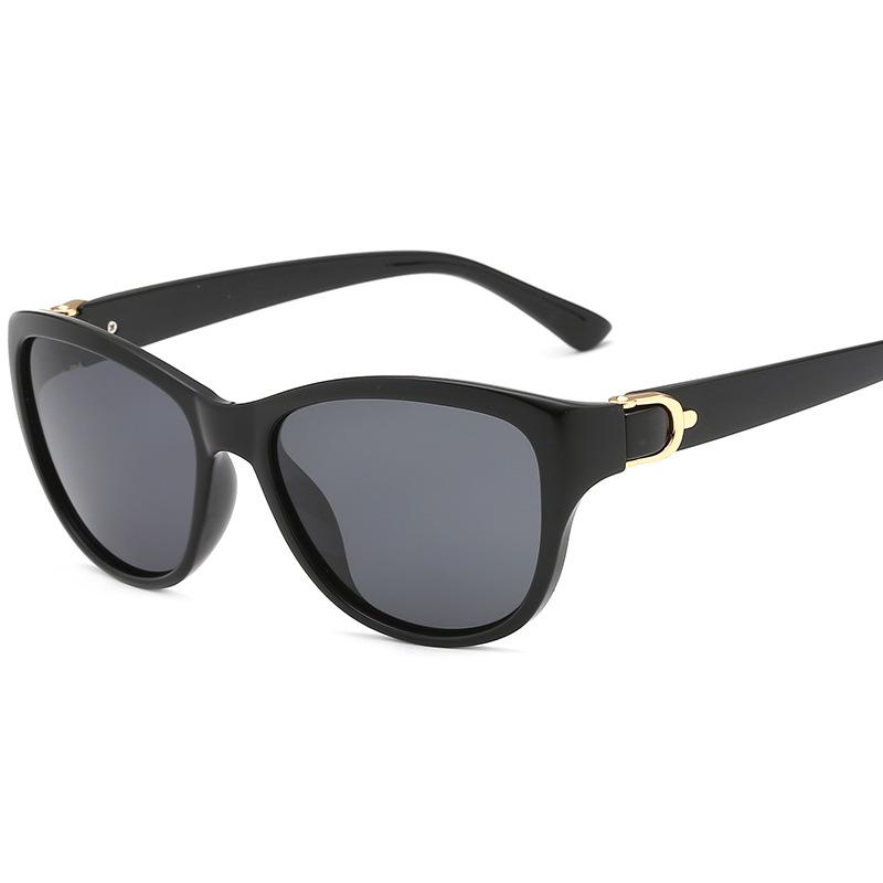 Women's Trendy Round Metal Mixed Polarized Retro Sunglasses 8629