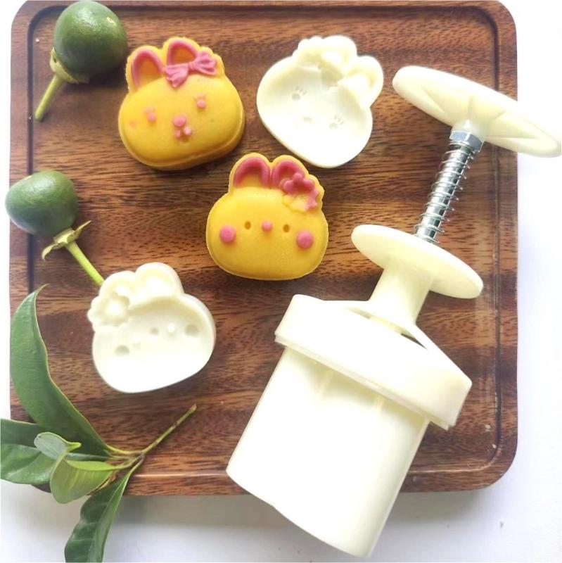 Decorative Mooncake Mould 50g Hand Pressure Handicraft Press Mould with-Stamp for DIY Model Rabbit Mooncake Decoration