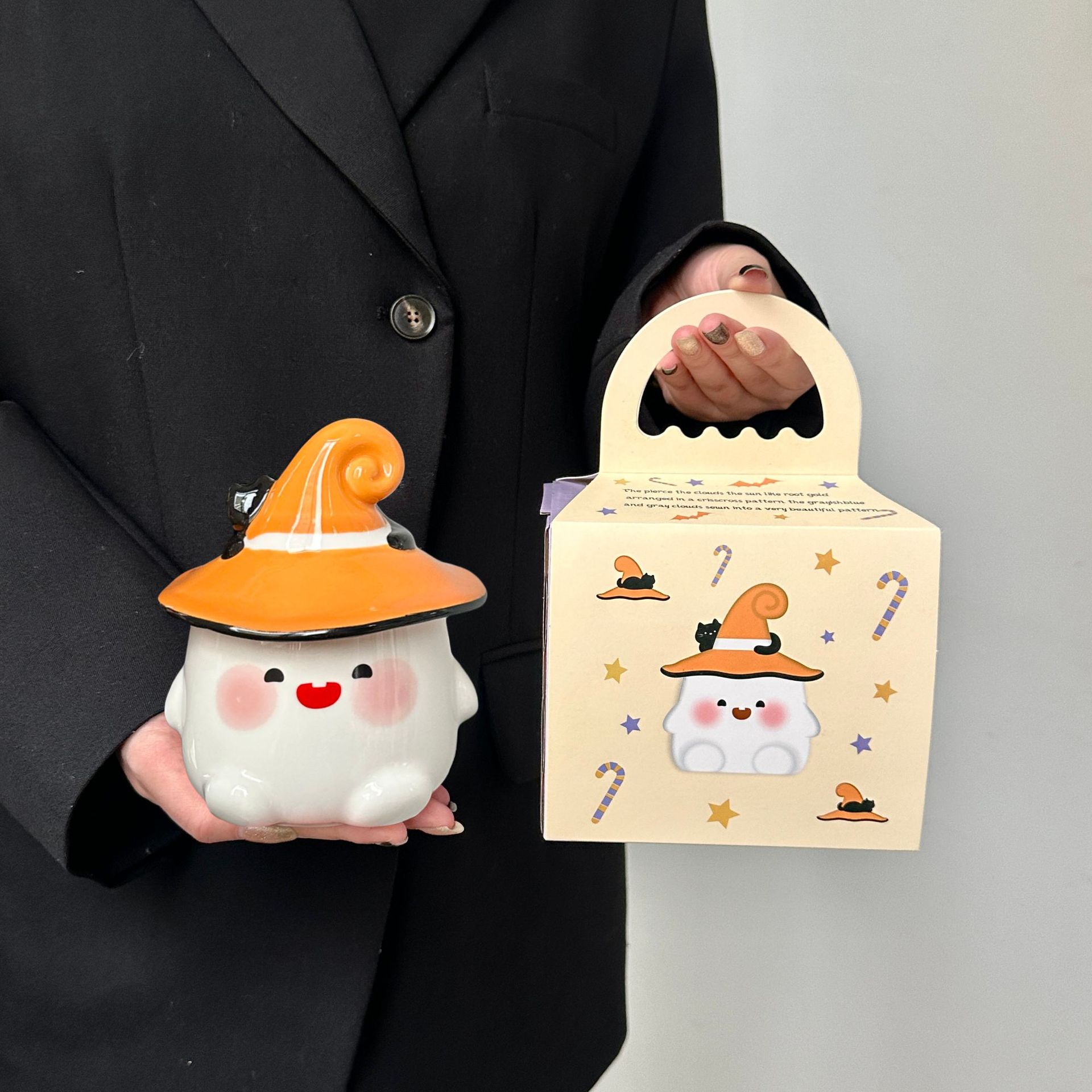 

Подарунки на день народження Високий Дивний Кухоль-привид з кришкою Керамічна чашка Подарунок для дівчат 301-400ml