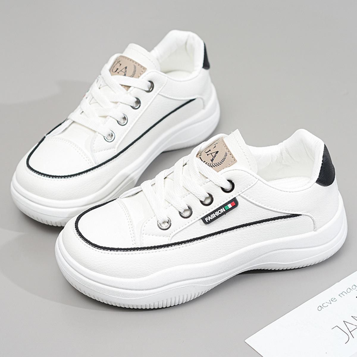 Модные женские кроссовки на платформе белые туфли на толстой подошве увеличивающие рост дышащие 35 белый 2229₽