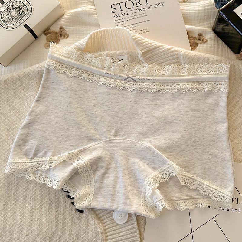 Retro Flat-Leg Women's Class A Cotton Antibacterial Lengthened & Widened Panties with All-Cotton Crotch.