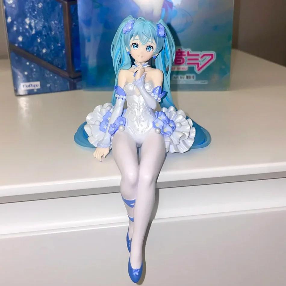 Hatsune Miku Blue Hair Anime Figure Sakura Flower Wedding Dual Style Statue Collectible Ornament Fans Collection PVC for Poseable Articulated Scale