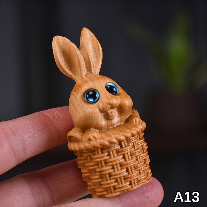 1Pc Wood Carving Easter Rabbit Ornaments Rabbit Figurine Cute Bunny Ornament Home Office Desktop Decor Car Decoration Party Gift
