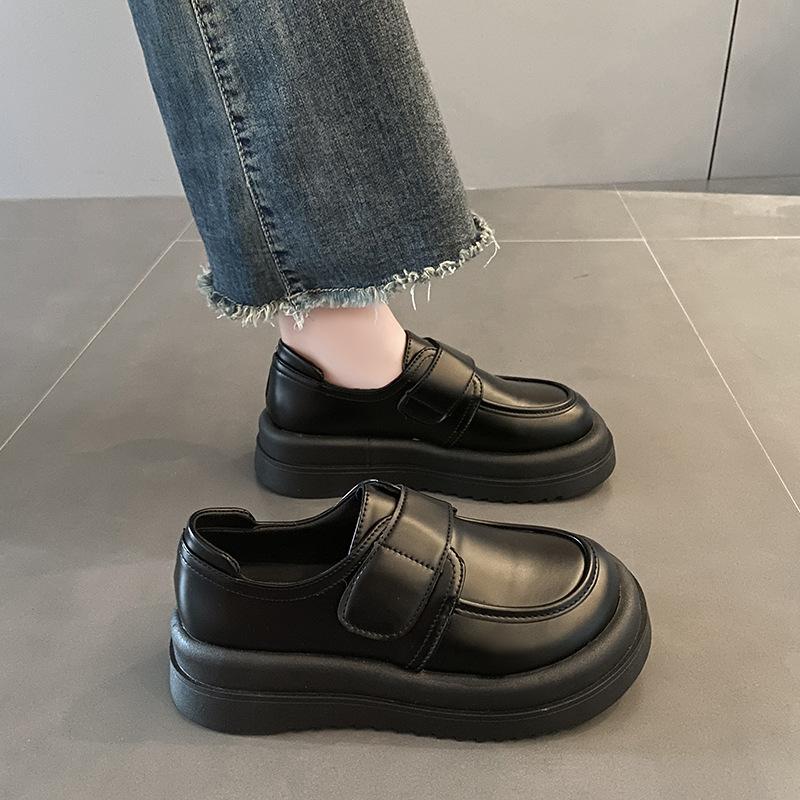 

Ветер маленькие кожаные туфли женские весенние Мэри Джейн на плоской подошве одинарные туфли 204 новые черные лоферы на платформе-маффине прилив 35 чёрный