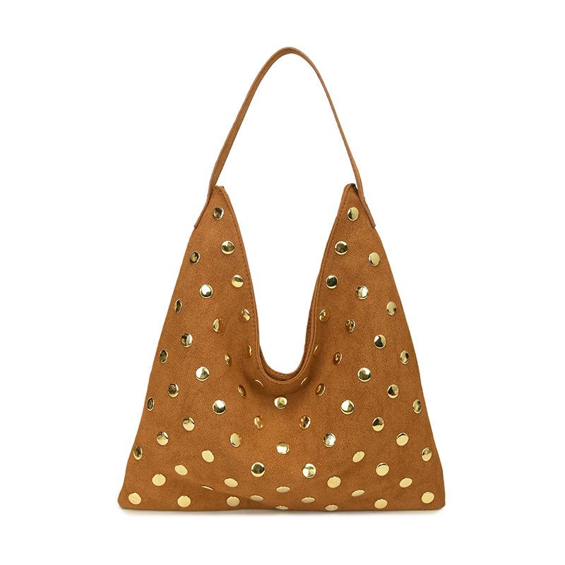 Tägliche süße und coole Persönlichkeit Nieten weiches Leder große Kapazität Tote Bag Damen Trend Pendler Schulter Achseltasche