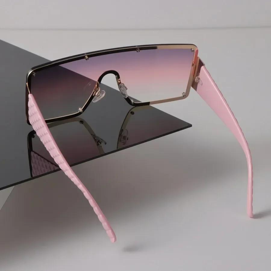 Retro Square Sunglasses Women Fashion Plastic Frame Vintage Sun Glasses Men Stylish Oversized Eyewear