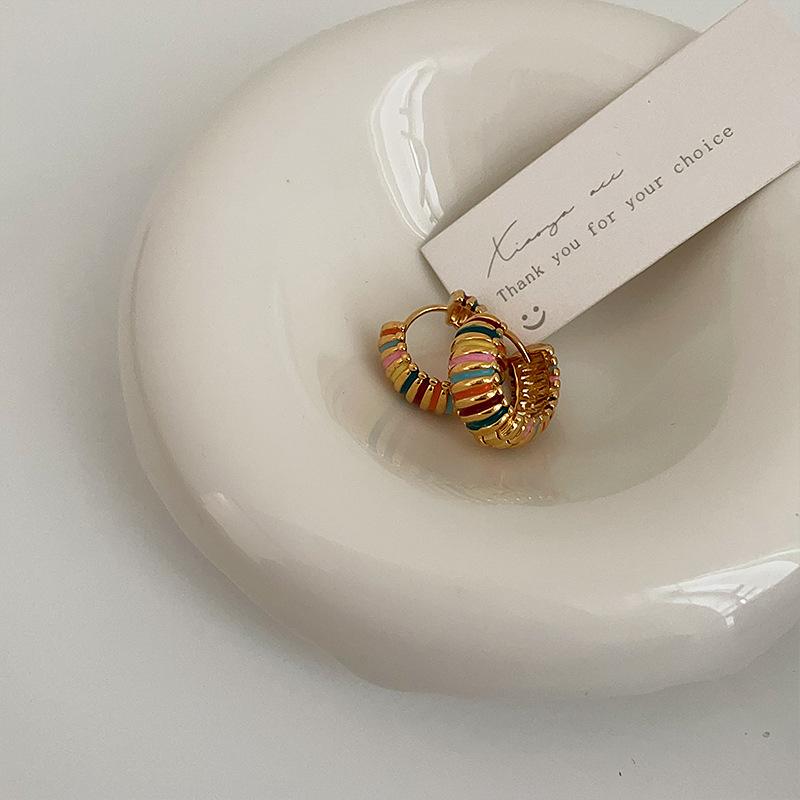 Niche Design Sense Rainbow Dripping Oil Metal Ear Buckle Women'S Light Luxury Retro Simple And Elegant Temperament Versatile Earrings Earrings