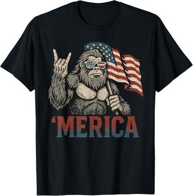 Bigfoot Merica Rock Amerikanische Flagge Patriotisch USA 4. Juli T-Shirt