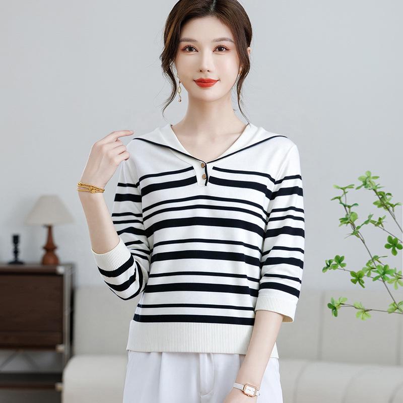 

Striped Knit Top for Mature Women: Short Sleeves, Round Neck, Slimming & Versatile Design Large белый