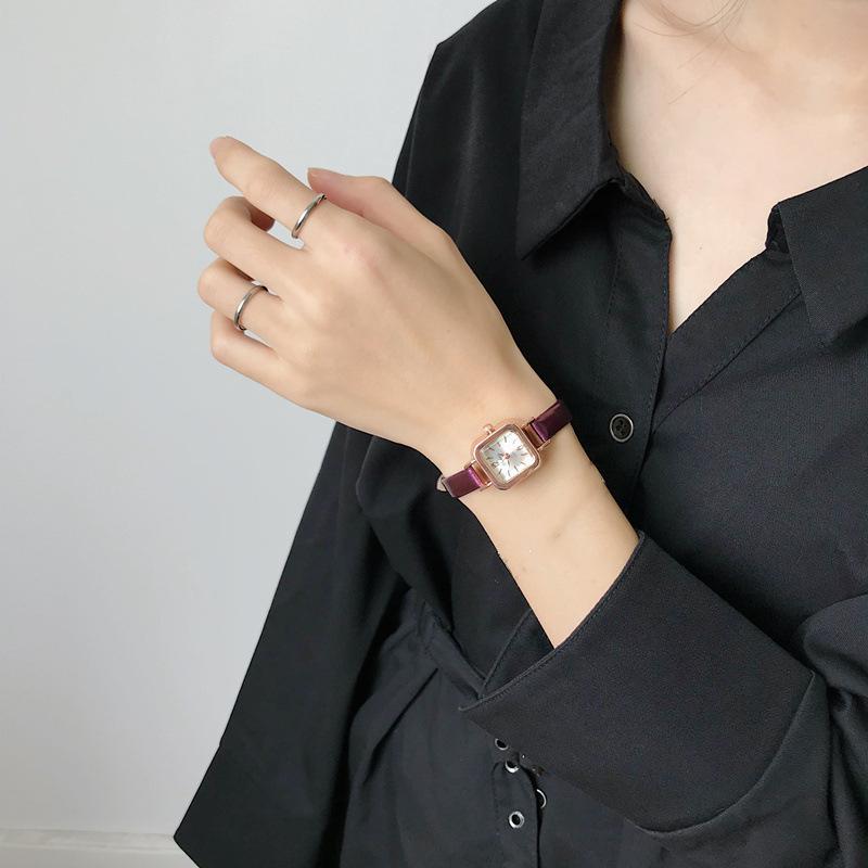 Dameklokke i koreansk Harajuku-stil, søt Mori-jente - Liten urskive, enkelt utseende