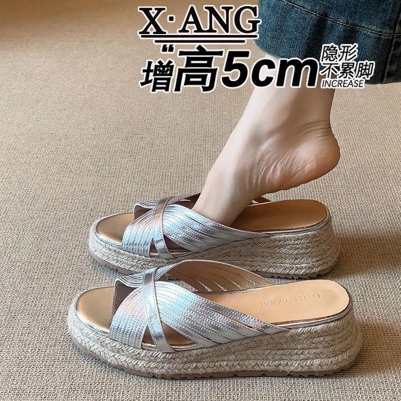 Leather thick-soled wedge heel fish mouth women's slippers summer wear with skirt high-heeled cool slippers beach women's shoes
