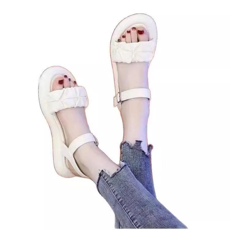 Summer New Flat-soled Sandals Women's Fashion and Versatile Soft-soled Lightweight Non-slip Beach Women's Shoes