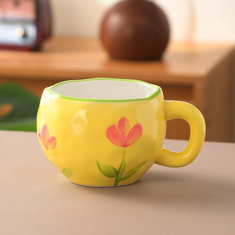 Koreanischer Ins-Wind handgepresste Liebe Keramik-Kaffeetasse, Nachmittagstee handbemalte Blumentasse hochwertiger Wasserbecher