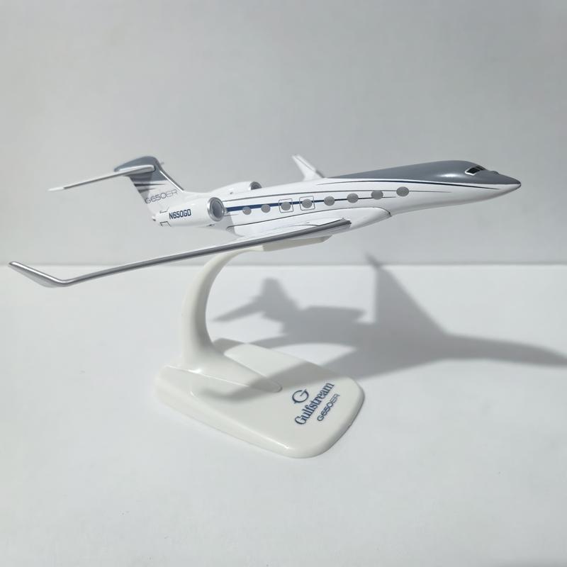 1/200 Maßstab Gulfstream G650 Flugzeug Diecast Flugzeuge G650ER Flugzeugmodell Flugzeugmodell Dropshipping