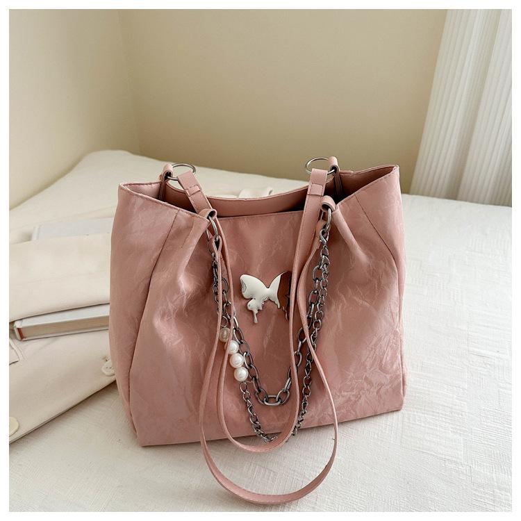 

Повседневный бант однотонный 2025 простой новый большой вместимости модный дорожный на цепочке жемчуг через плечо под мышкой мягкий розовый