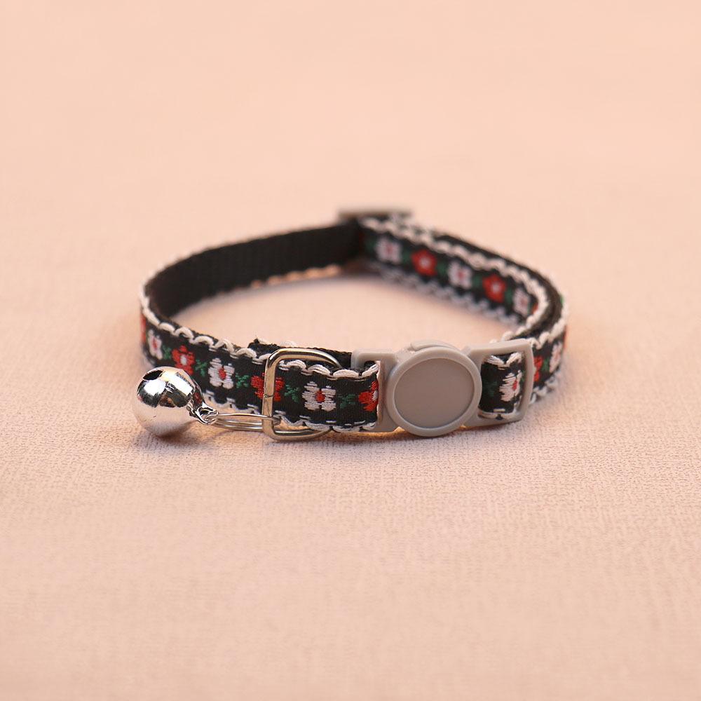 Classic Adjustable Pet Collar Floral Cat Collars with Quick Release Buckle & Bell Floral Puppy Collar Pet Accessories for Cats & Puppies