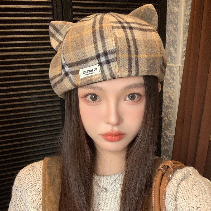 Hat Women's New Style Retro Plaid Cute Cat Ears Beret Japanese Style Autumn and Winter Face Showing Little Painter Hat Trend