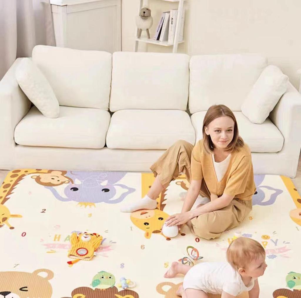 Thickened, Odorless Baby Crawling Mat: Foldable Foam with Cold Insulation for Living Room