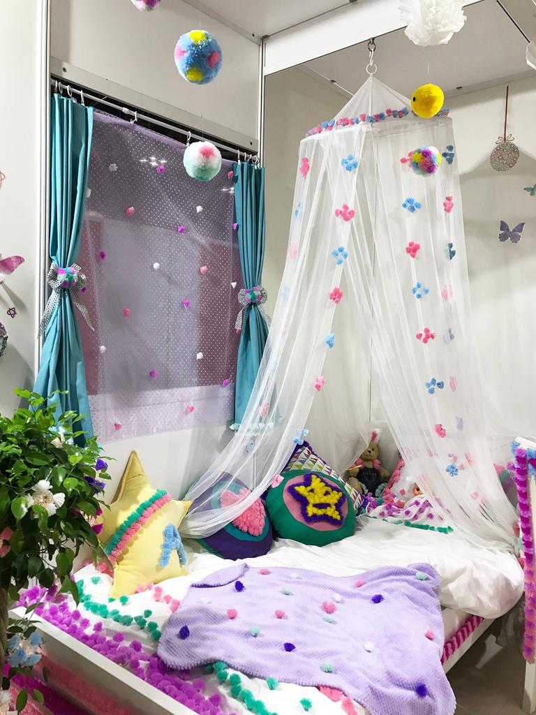 Pompon Accessory Set Wow!