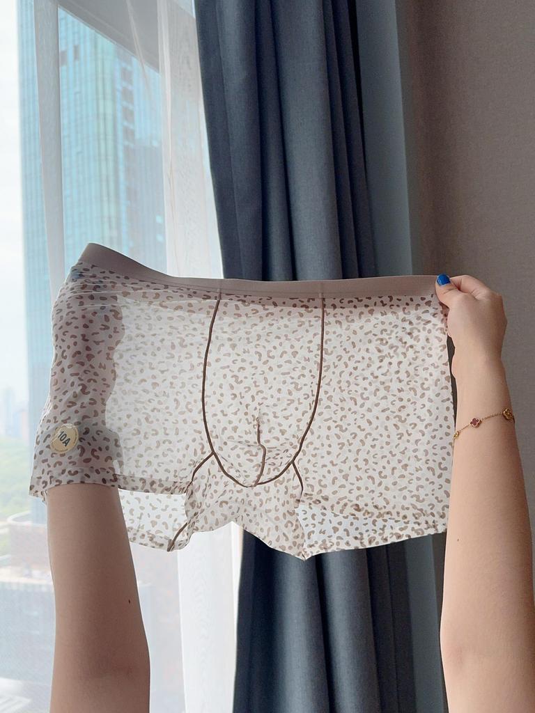 Cueca Boxer Masculina Transparente Estampa Leopardo Ultra-Fina Seda Gelada 10A com Aroma de Camélia Antibacteriano