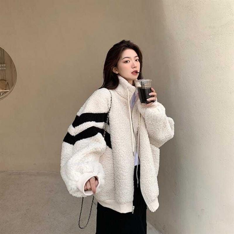Imitation lamb plush coat autumn and winter versatile thickened warm design sense niche Korean version versatile cotton clothes ins tide