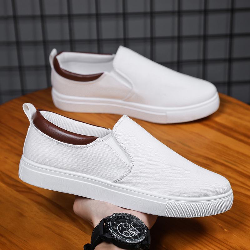 2025 New Canvas Sneakers: Trendy Korean-Style Men's Casual Shoes in Extra-Large Sizes