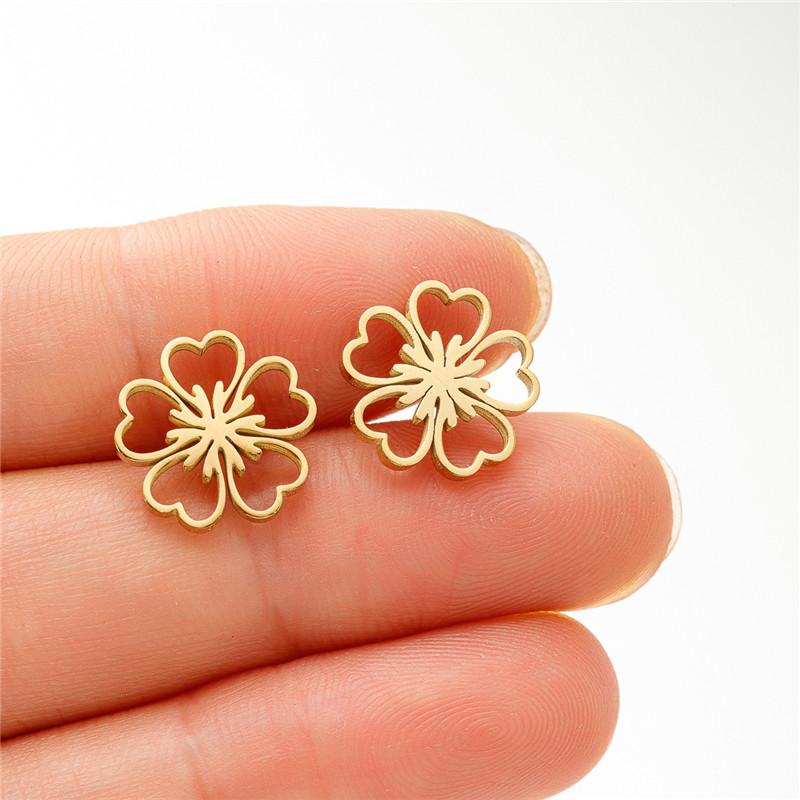 Winter Plum Blossom Earrings Studs for Women Girls Stainless Steel Jewelry Small Flower Earings Wedding Jewelry Korean