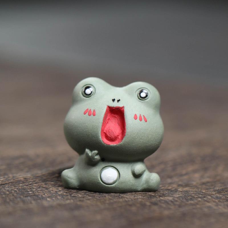 Yixing Zisha Wealth-attracting Cute Frog Cat Tea Pet Aesthetic Tea Games Tea Figurine Play Toys Tea Statue Ornaments Teaware