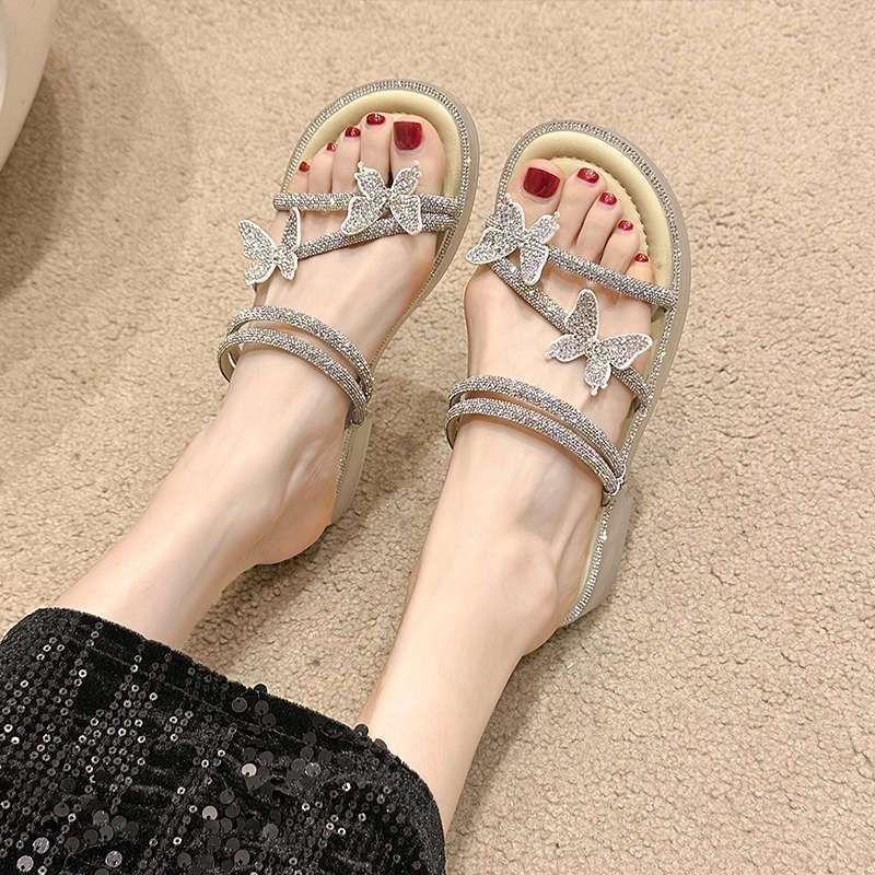 Summer 2025 New Outer Wear with Skirt Beach Shoes Women's Fairy Style Temperament French Slippers Female Roman Sandals