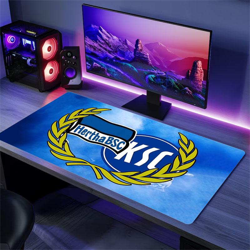 Hertha BSC Mauspade, Große Gaming-Schreibtischmatte, Rutschfestes XXL-Mauspad für Laptop & Tablet, Mini-PC-Spielmatte mit genähten Kanten