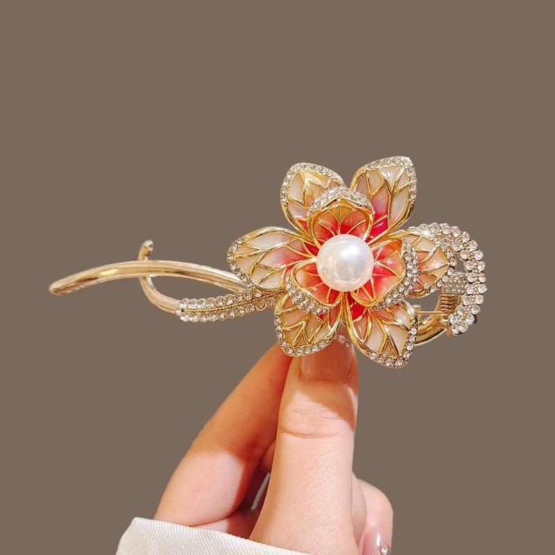 Factory direct fashion flower pearl twist clip elegant hairpin Internet celebrity head spring clip