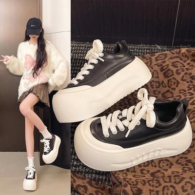 Ugly Cute Platform Bread Shoes Women's 2025 Autumn New Versatile Muffin Shoes Leather Lace-up Casual Sports Board Shoes