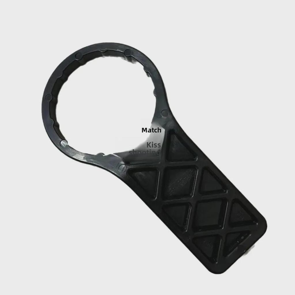 Mercedes-Benz Wheel Hub Cap Wrench for C-Class, E-Class, S-Class, G-Class, AMG Series - Disassembly Tool, Forged 1916 Wrench