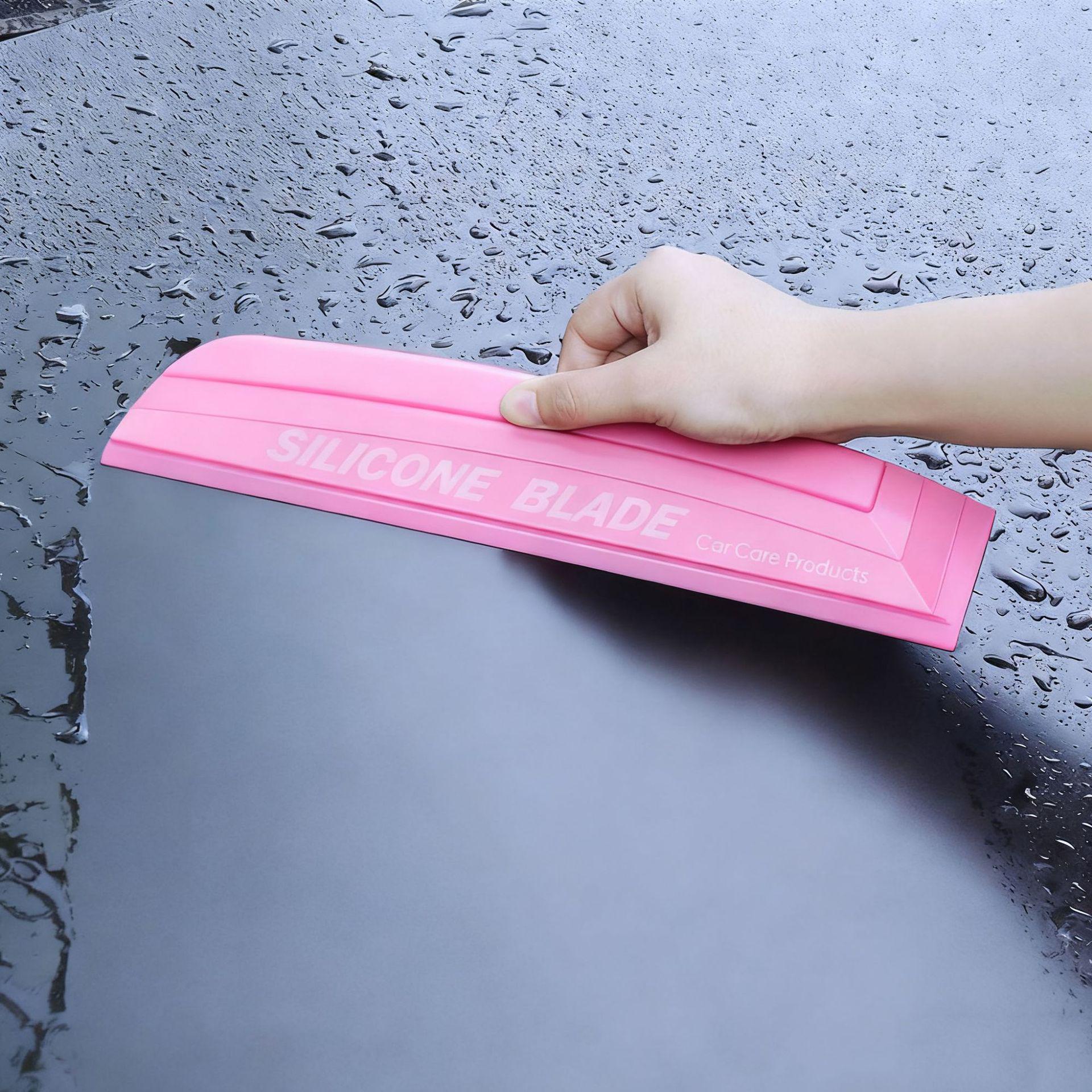 

Silicone Car Wash Squeegee: Non-Damaging Glass & Paint Scraper