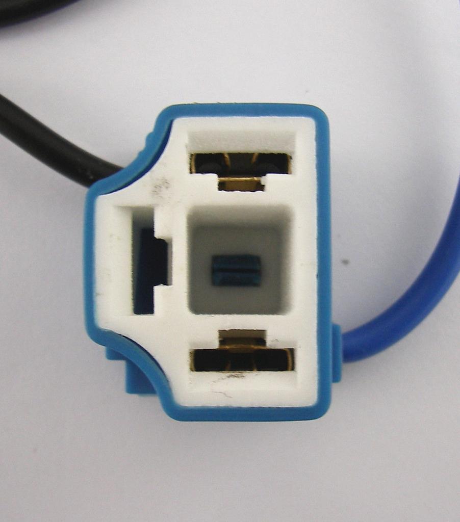 Ceramic H4 Headlight Relay Wiring Harness 4 Headlamp Bulbs Socket Fix Dim Light