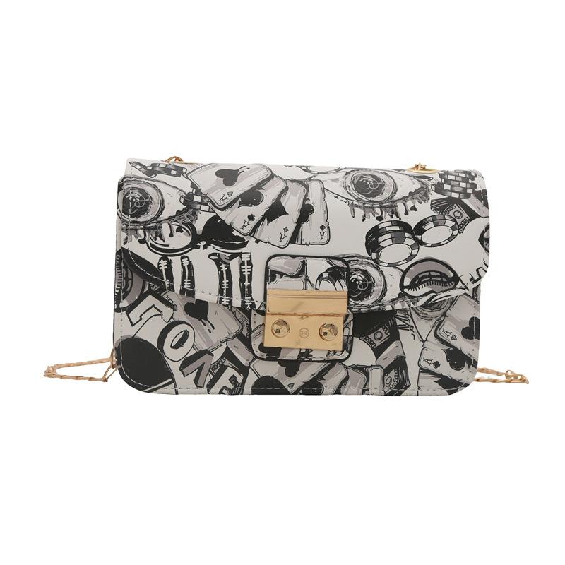 

Женская маленькая квадратная сумка через плечо на цепочке с одним граффити из полиуретана серый