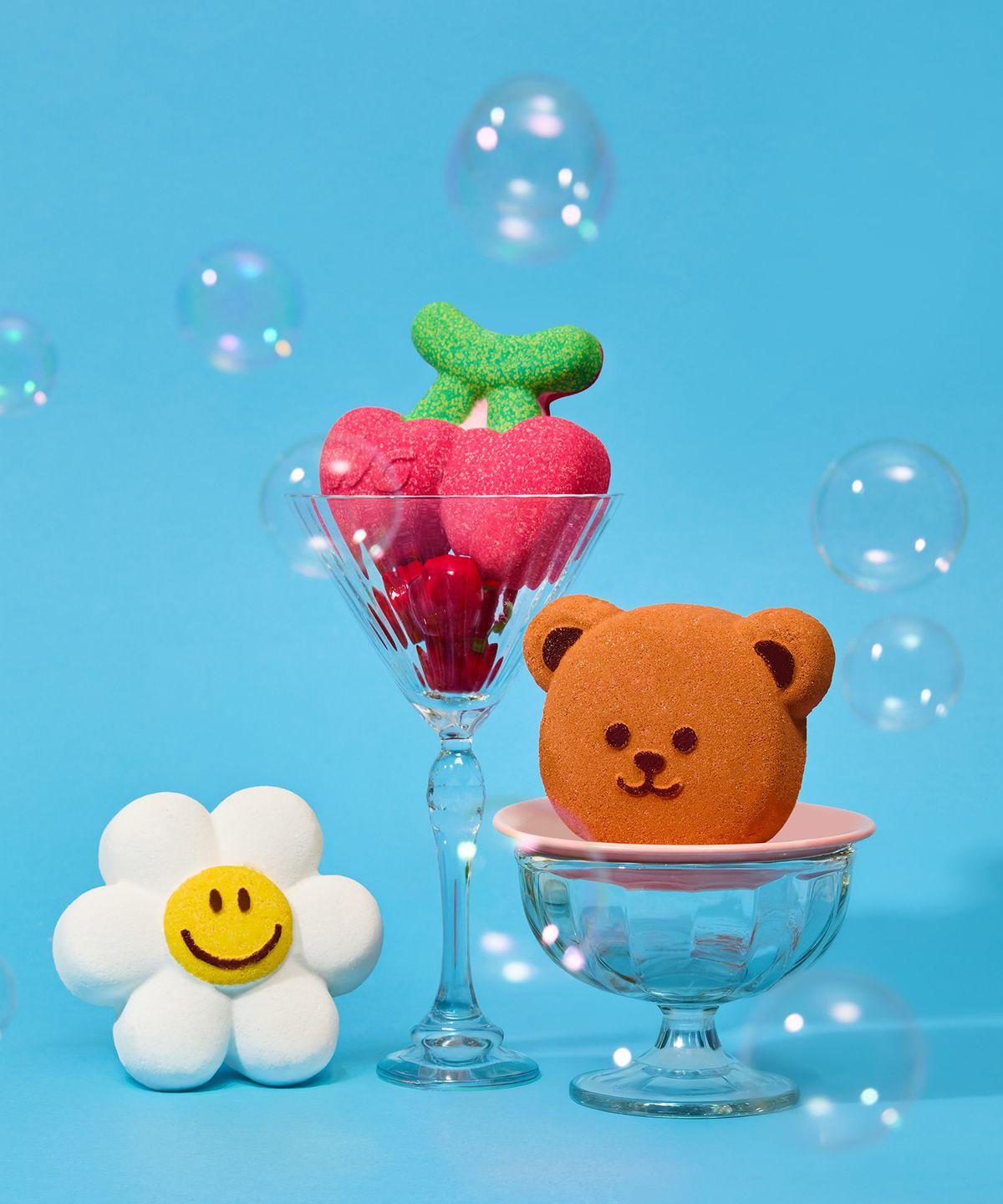 Choose one Wiggle Wiggle Bath Bomb Smile We Love