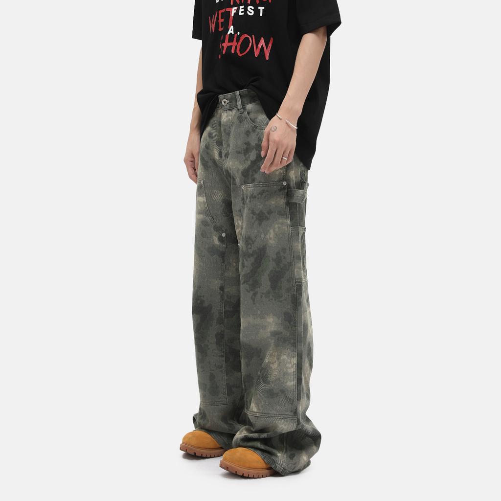 | Camouflage alt verblasst Patchwork Dekonstruktion Workwear gerade weiter Bein Jeans lässig Trend