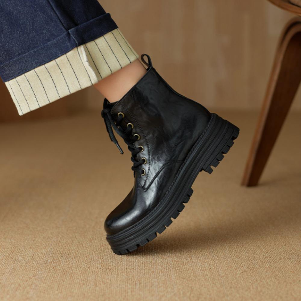Fashion Boots Women Trends 2025 New Autumn and Winter Velvet Thick Heel Retro Pleated Locomotive Boots for Woman Winter Warmth