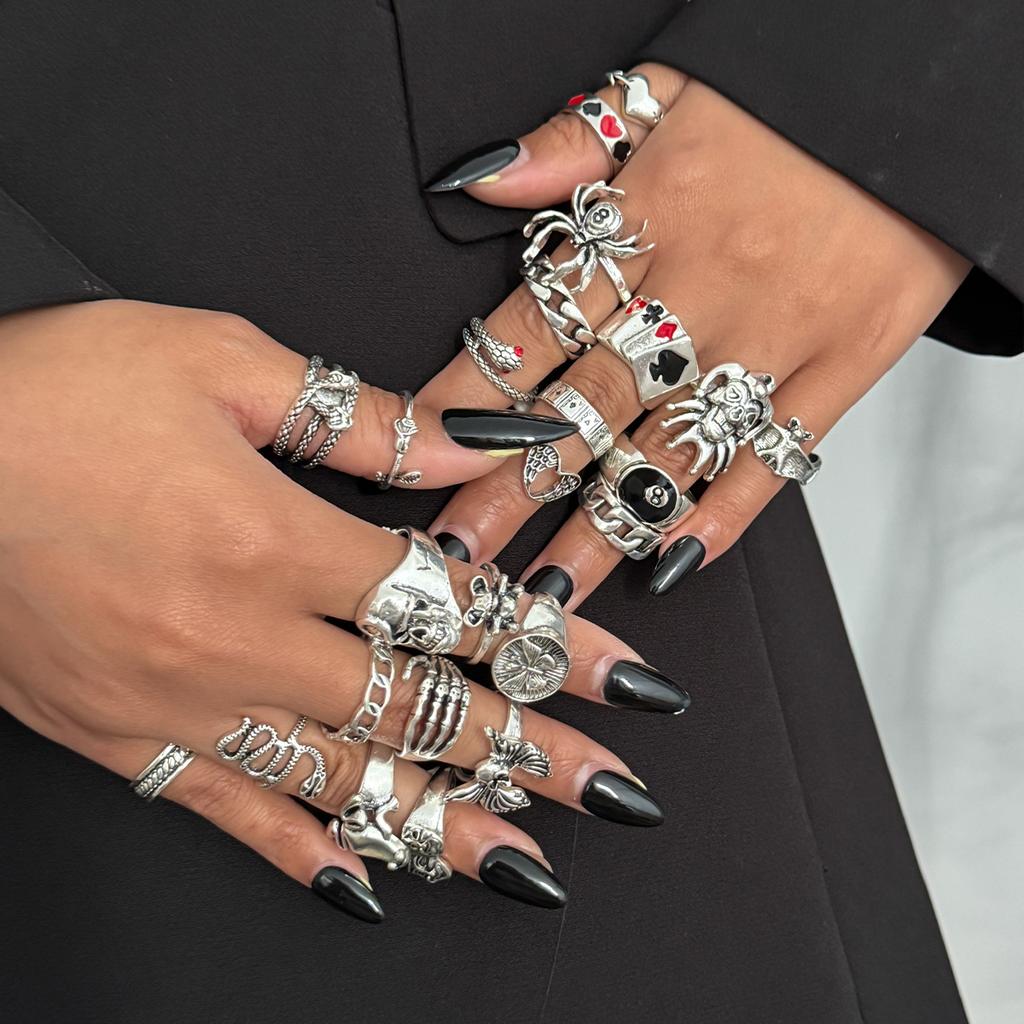 Halloween Skull Ghost Claw Poker Clown Ring, Dark Wind Ghost Snake Ring Set