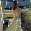 European and American sexy women's evening dress, thin shoulder strap, sleeveless formal party dress, high-point split-end women's evening gift