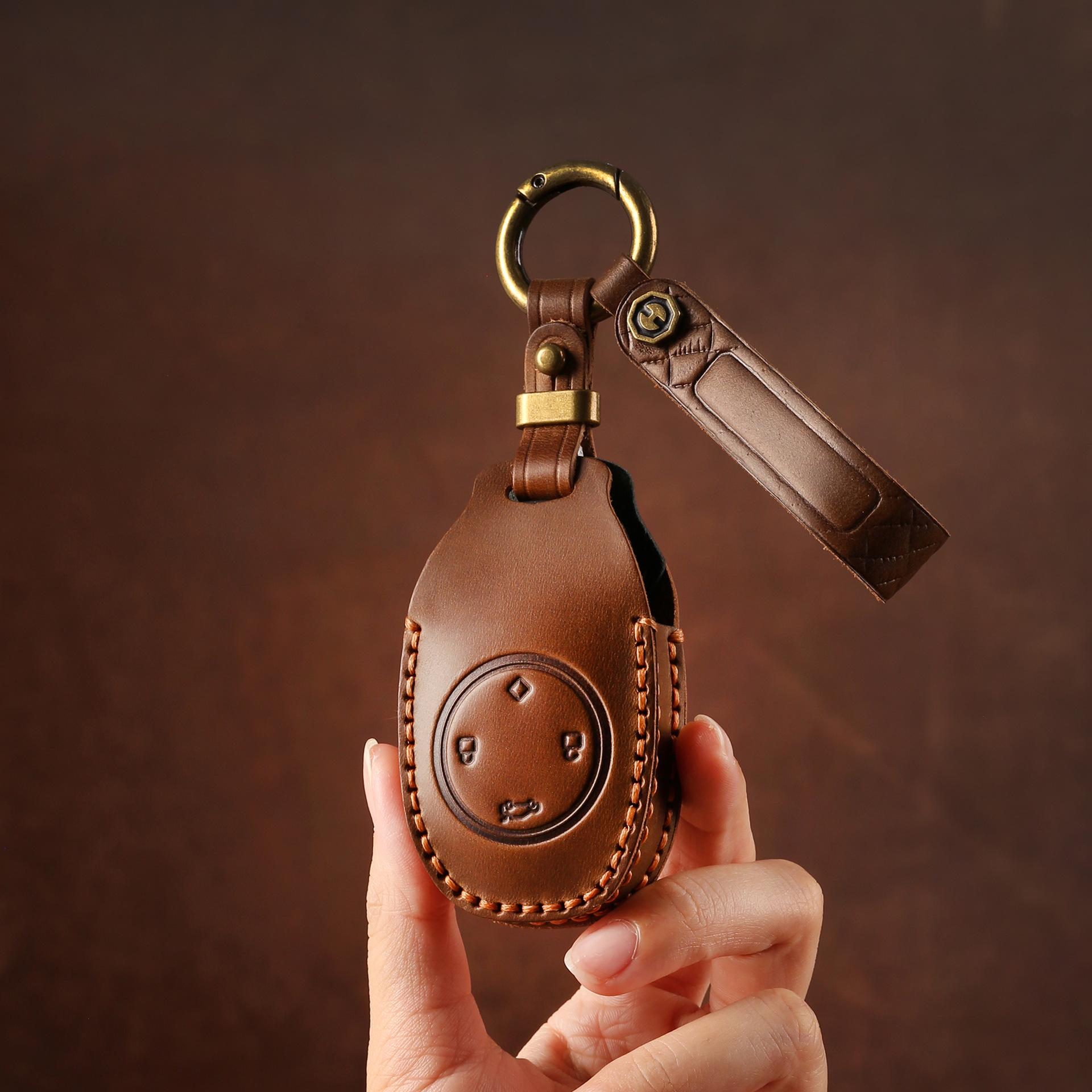 

Leapmotor T03 Genuine Leather Car Key Cover for Men and Women чёрный