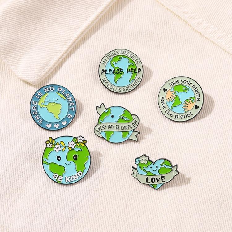 Green Circle/Heart-shaped Brooch Care for the Earth Lapel Pin Cartoon Enamel Pin