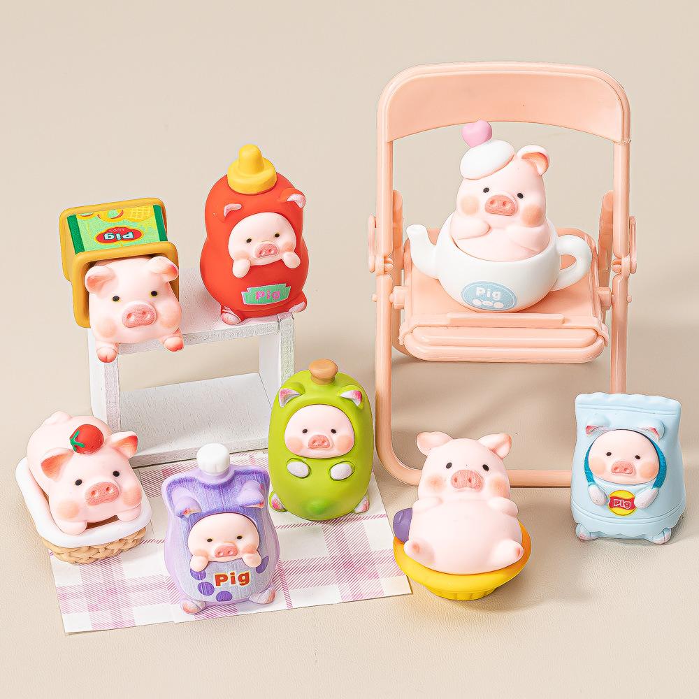 8pcsSet Picnic Party Pig Figure Toy Mini Figurine Desktop Model Ornaments Toys Boys Girls Christmas Gifts