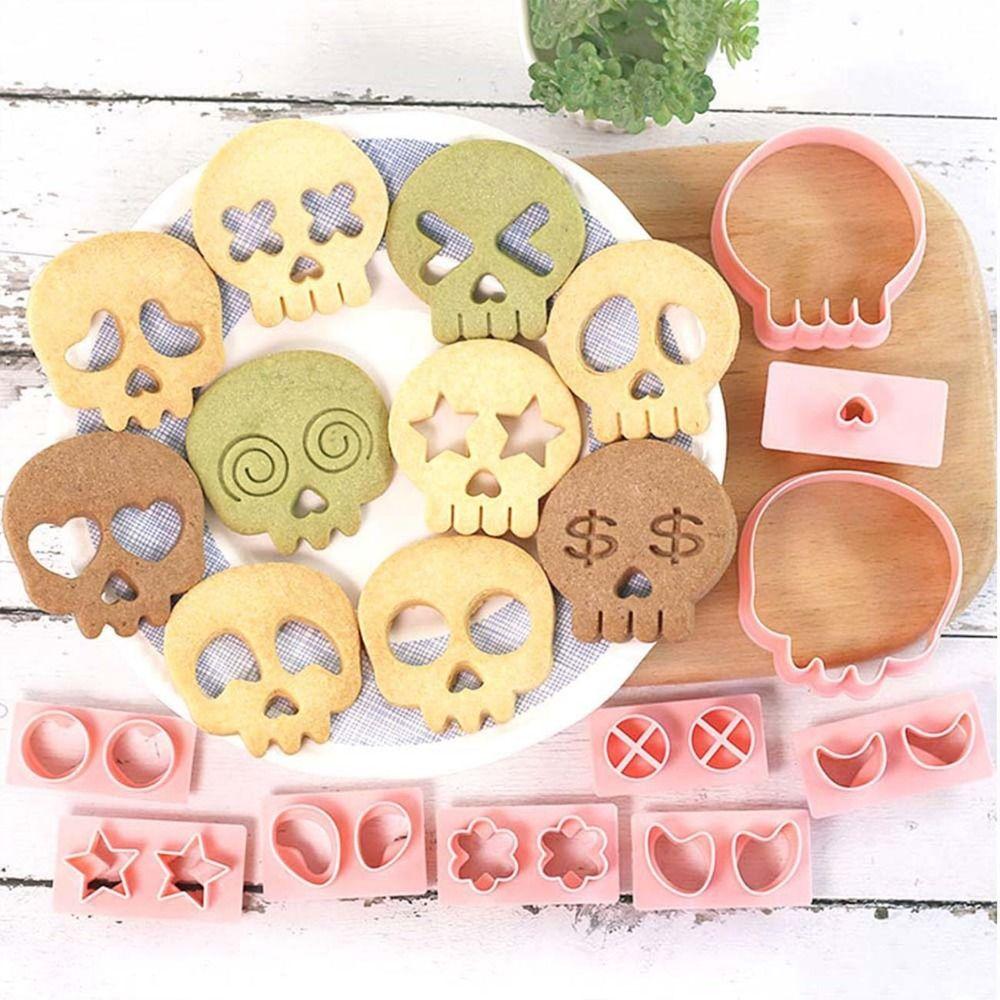 10Pcs/Set DIY Skull Cookie Cutter Cartoon Cookie Stamp Halloween Biscuit Mold Baking